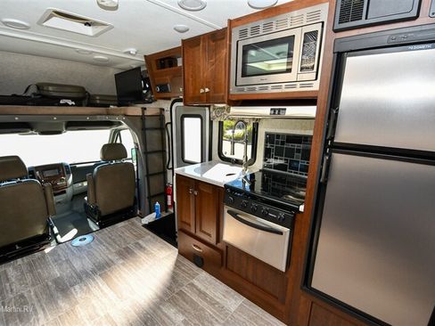 Used 2017 Mercedes-Benz Sprinter 3500 image 12