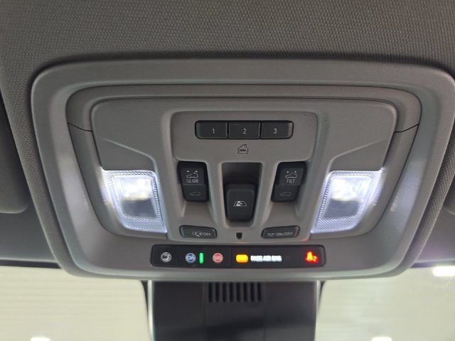 Used 2024 Chevrolet Silverado 3500 LTZ w/ LTZ Plus Package AWD/4WD image 30