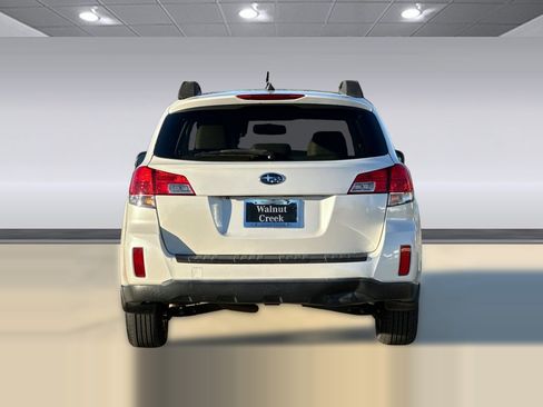 Used 2013 Subaru Outback 2.5i Limited w/ Moonroof Pkg image 10