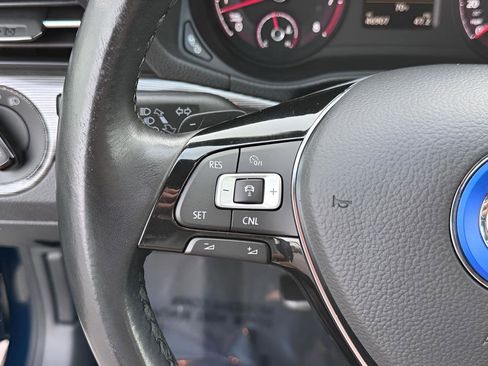 Used 2022 Volkswagen Passat 2.0T R-Line image 16