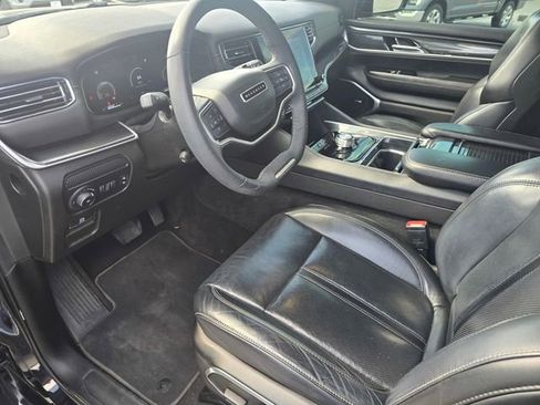 Used 2022 Jeep Wagoneer Series I RWD image 21