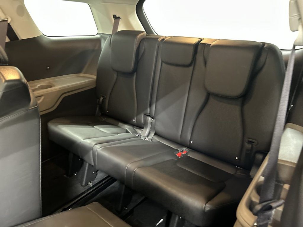 Certified 2026 Kia Carnival FWD image 21