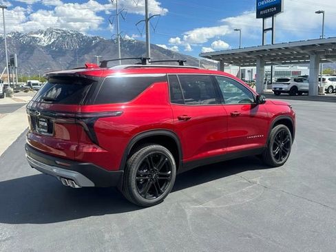 New 2026 Chevrolet Traverse LT w/ LPO, Floor Liner Package AWD/4WD image 25