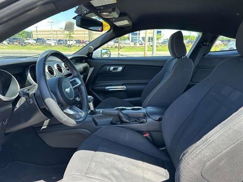 Used 2020 Ford Mustang Coupe RWD image 13