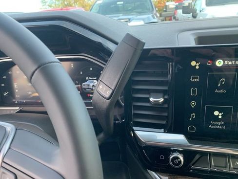 New 2026 GMC Sierra 1500 Elevation image 20