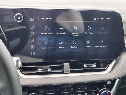 New 2026 Chevrolet Equinox LT w/ Convenience Package II FWD image 17