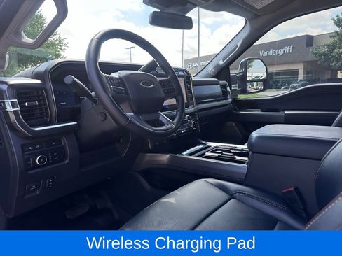 Used 2024 Ford F350 Lariat w/ Lariat Ultimate Package AWD/4WD image 19