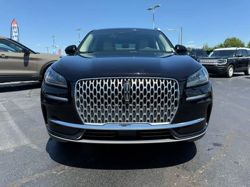 Used 2025 Lincoln Corsair AWD image 23