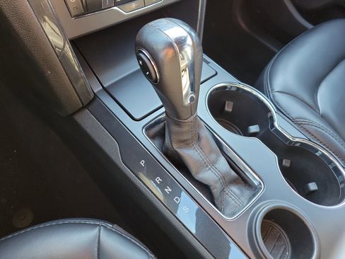 Used 2019 Ford Explorer XLT w/ Equipment Group 202A image 38