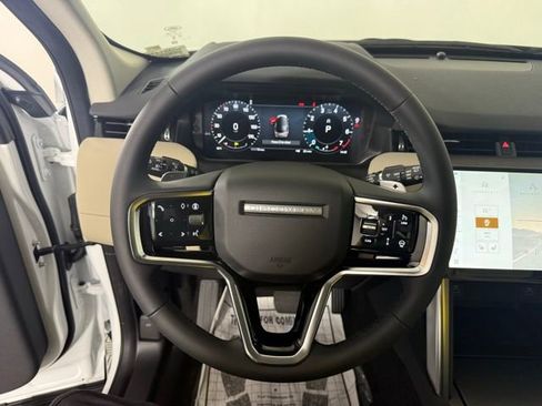 Certified 2025 Land Rover Discovery Sport S image 14