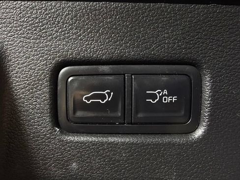 Used 2023 Kia Telluride EX w/ EX Captain's Chair Package AWD/4WD image 13