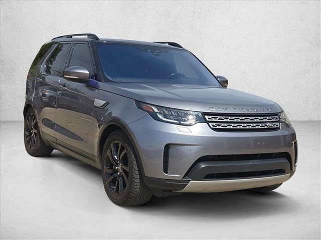 Used 2020 Land Rover Discovery HSE AWD/4WD image 3