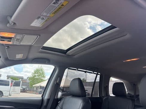 Used 2022 Honda Pilot Special Edition image 24