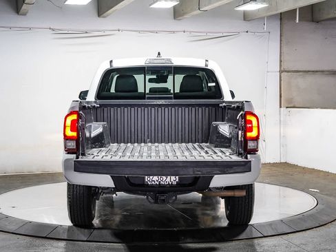Certified 2023 Toyota Tacoma SR5 AWD/4WD image 27