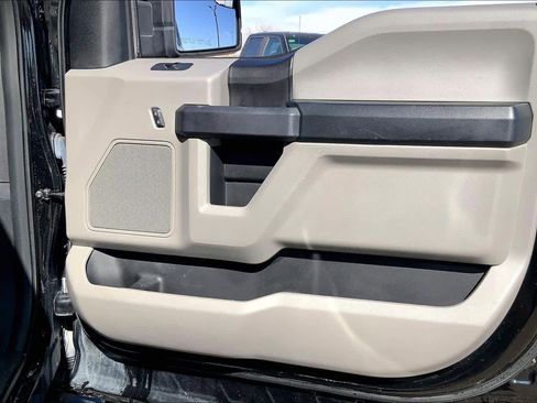 Used 2018 Ford F150 XL w/ Equipment Group 101A Mid image 23