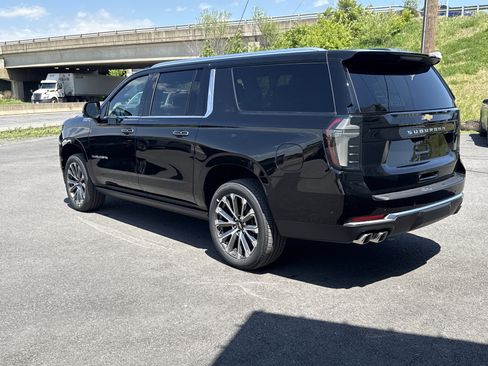 New 2026 Chevrolet Suburban High Country AWD/4WD image 6