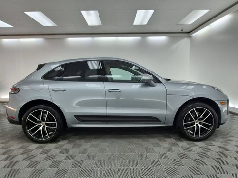 Certified 2024 Porsche Macan Turbo AWD/4WD image 8