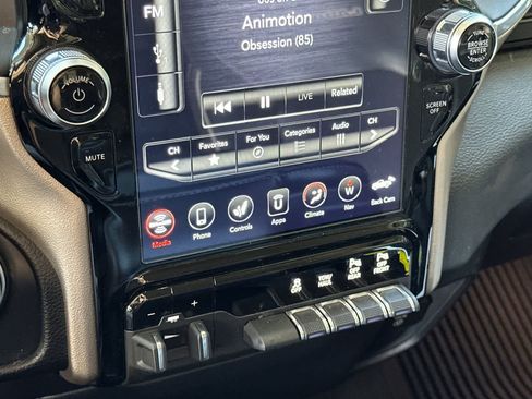 Used 2020 RAM 1500 Laramie RWD image 21