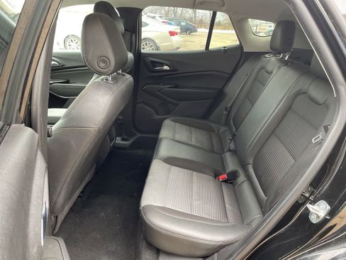 Used 2024 Chevrolet Trax LT w/ Driver Confidence Package image 10