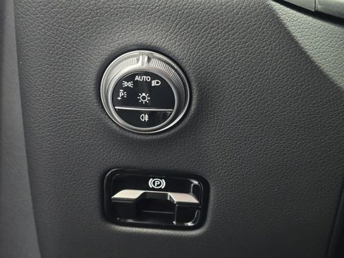 New 2026 Mercedes-Benz GLC 300 GLC 300 image 23