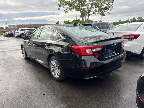 Used 2018 Honda Accord LX image 4