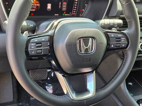 New 2026 Honda Pilot Touring image 13