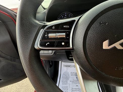 Used 2023 Kia Forte LXS w/ LXS Technology Package FWD image 13