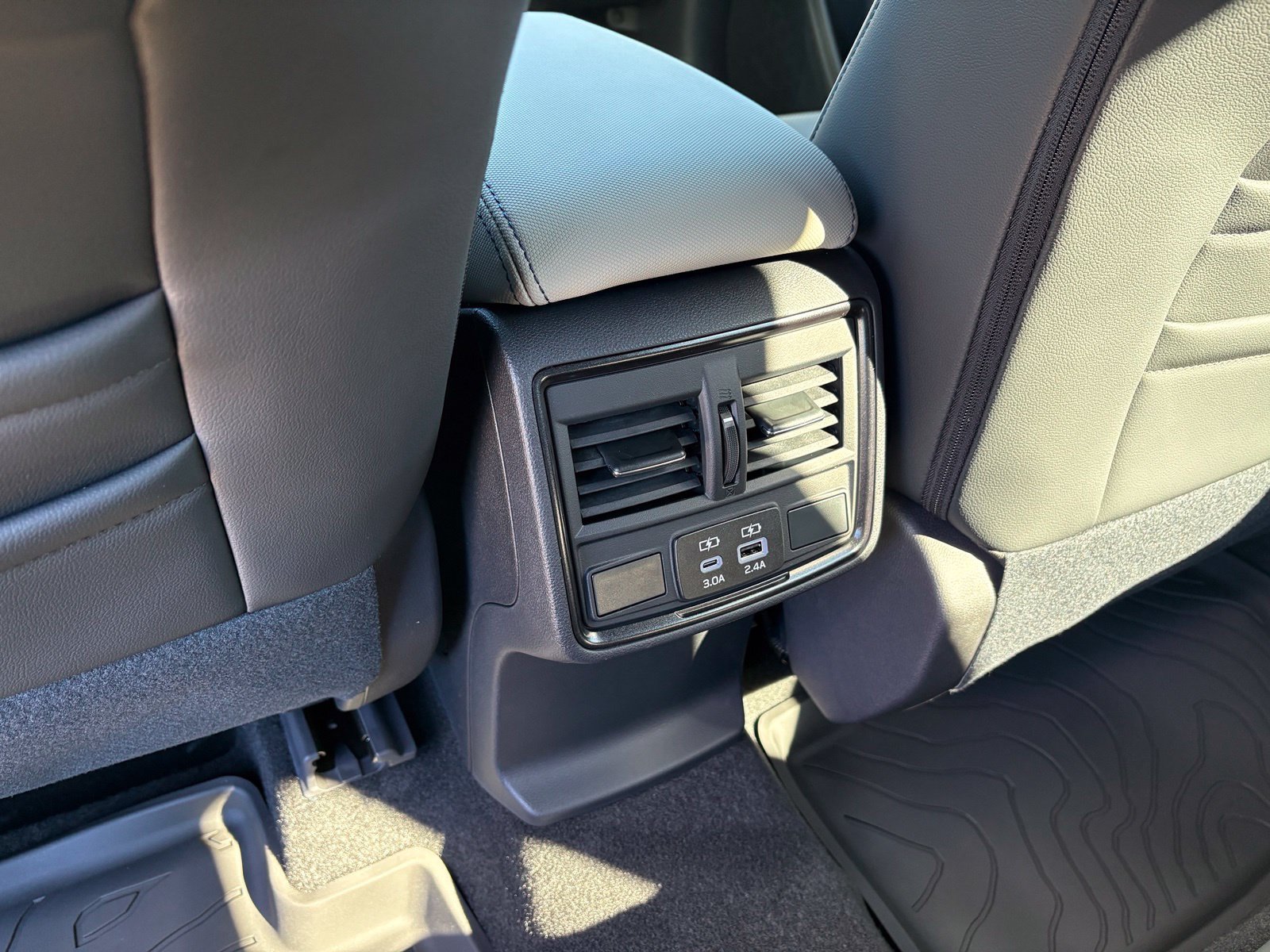 New 2026 Subaru Forester Premium AWD/4WD image 30