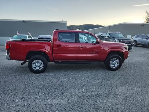 Used 2019 Toyota Tacoma 2WD Double Cab image 6