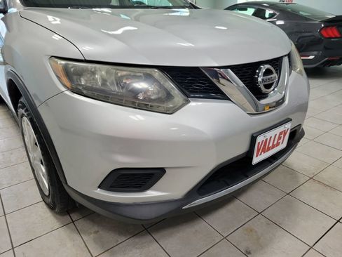 Used 2015 Nissan Rogue S image 22