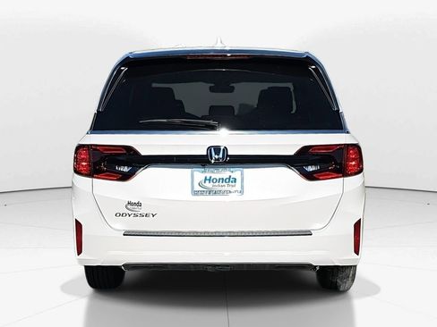 New 2026 Honda Odyssey EX-L image 6