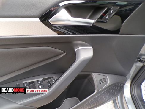 Used 2019 Volkswagen Jetta R-Line w/ R-Line Cold Weather Package image 15