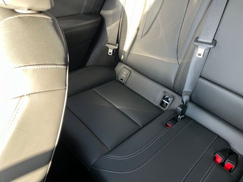 Used 2024 Buick Envision Preferred image 39