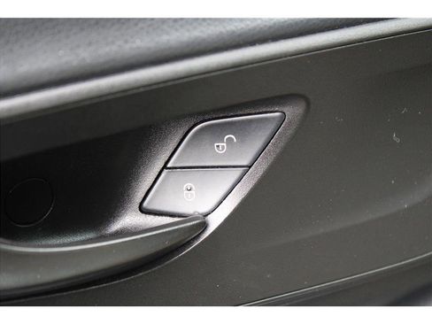 Used 2019 Mercedes-Benz Sprinter 170 image 14