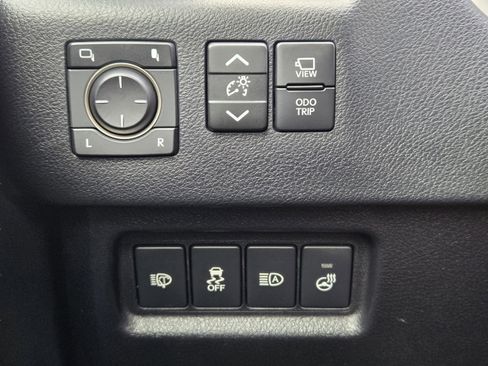 Certified 2023 Lexus GX 460 Luxury w/ Sport Design Package AWD/4WD image 22