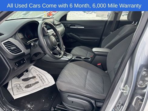 Used 2021 Kia Seltos LX image 11