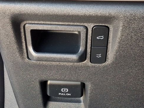 Certified 2025 Ford Expedition Max Active image 25