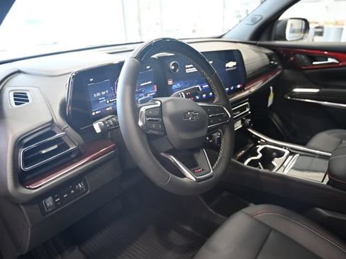 New 2026 Chevrolet Traverse Z71 w/ Enhanced Driving Package AWD/4WD image 21