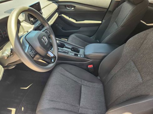 Used 2025 Honda Accord LX image 13