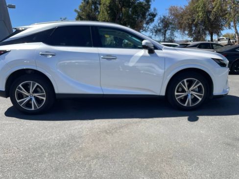 Used 2023 Lexus RX 350h w/ Accessory Package (Z1) AWD/4WD image 6