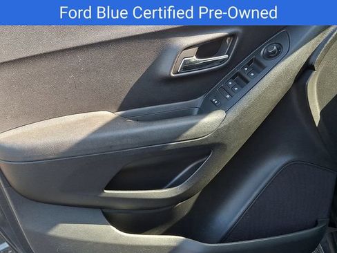 Used 2020 Chevrolet Trax LS w/ Tint and Cruise Package FWD image 11