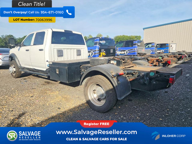 Used 2022 RAM 4500 Tradesman w/ Chrome Appearance Group RWD image 3