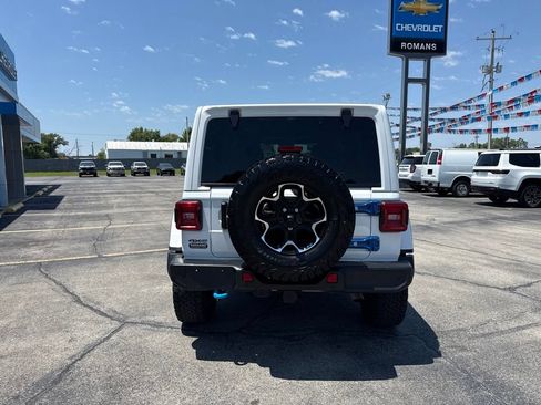Used 2022 Jeep Wrangler Unlimited Rubicon 4xe w/ Cold Weather Group AWD/4WD image 5