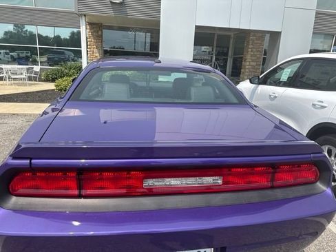 Used 2013 Dodge Challenger R/T RWD image 5
