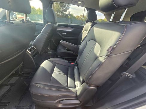 Used 2025 MAZDA CX-90 3.3 Turbo w/ Premium Sport Pkg image 21