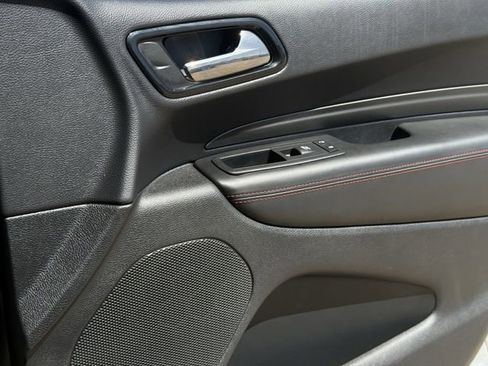 Used 2025 Dodge Durango R/T image 30