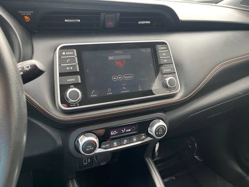 Used 2020 Nissan Kicks SR FWD image 19