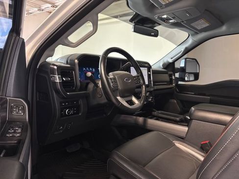 Used 2024 Ford F250 Lariat w/ Chrome Package AWD/4WD image 6