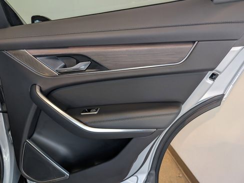 Used 2023 Jaguar F-PACE S image 27