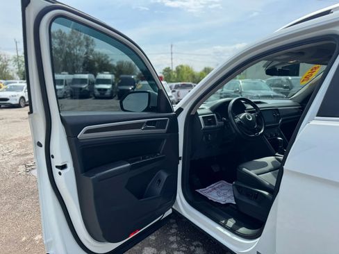Used 2018 Volkswagen Atlas SE AWD/4WD image 9